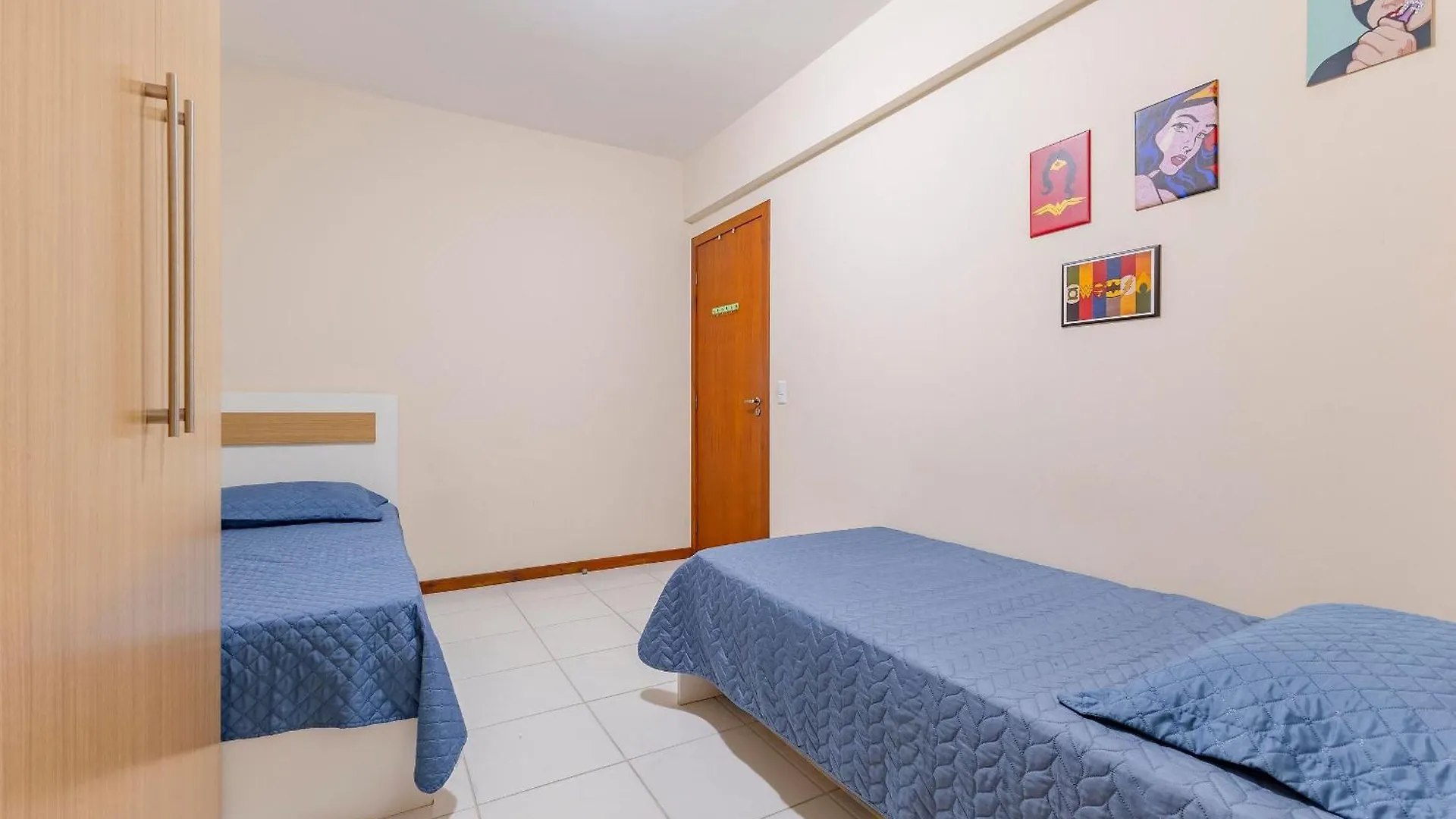 公寓 Confortavel Apartamento A Poucos Minutos Da Praia 邦比尼亚斯