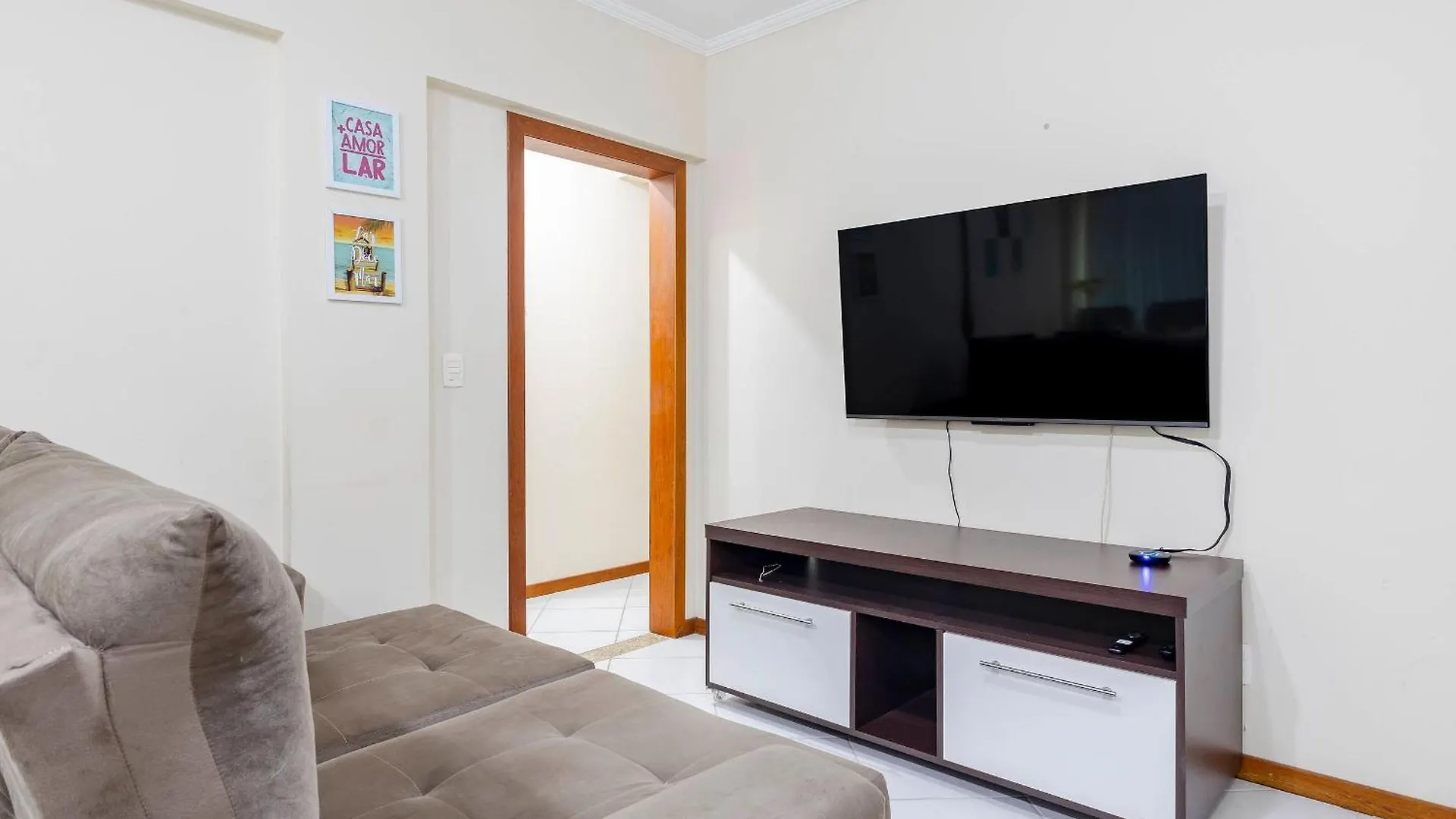 公寓 Confortavel Apartamento A Poucos Minutos Da Praia 邦比尼亚斯